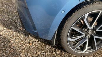 Toyota Corolla 1.8 VVT-h Excel CVT Euro 6 (s/s) 5dr