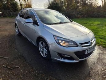 Vauxhall Astra 1.6 16v SRi Euro 5 5dr