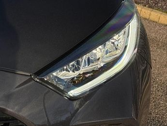 Toyota Yaris 1.5 VVT-h Design Hatchback 5dr Petrol Hybrid E-CVT Euro 6 (s/s) 