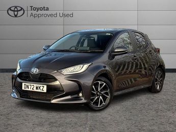 Toyota Yaris 1.5 VVT-h Design Hatchback 5dr Petrol Hybrid E-CVT Euro 6 (s/s) 