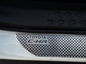 Toyota C-HR 1.8 VVT-h GPF Design SUV 5dr Petrol Hybrid CVT Euro 6 (s/s) (122