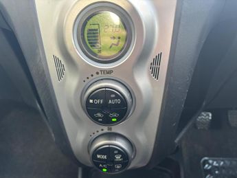 Toyota Yaris 1.3 VVT-i T Spirit 5dr