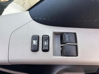 Toyota Yaris 1.3 VVT-i T Spirit 5dr