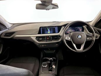 BMW 1 Series 1.5 118i SE (LCP) Hatchback 5dr Petrol DCT Euro 6 (s/s) (136 ps)