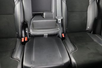 Volvo XC90 2.0h T8 Recharge 18.8kWh R-Design Auto 4WD Euro 6 (s/s) 5dr