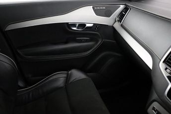 Volvo XC90 2.0h T8 Recharge 18.8kWh R-Design Auto 4WD Euro 6 (s/s) 5dr