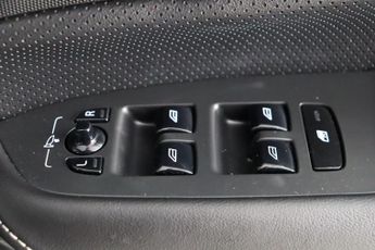 Volvo XC90 2.0h T8 Recharge 18.8kWh R-Design Auto 4WD Euro 6 (s/s) 5dr
