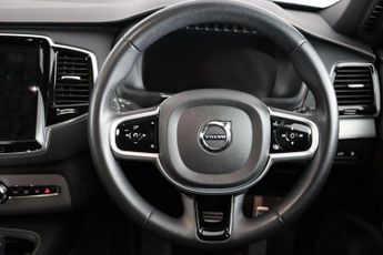 Volvo XC90 2.0h T8 Recharge 18.8kWh R-Design Auto 4WD Euro 6 (s/s) 5dr