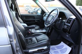 Land Rover Range Rover 4.4 TD V8 Vogue Auto 4WD Euro 5 5dr