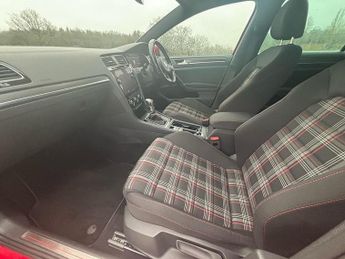 Volkswagen Golf 2.0 TSI GTI Hatchback 5dr Petrol DSG Euro 6 (s/s) (230 ps)