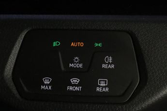 Volkswagen ID.4 Pro 77kWh Life Auto 5dr