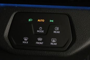 Volkswagen ID.4 Pro 77kWh Life Auto 5dr