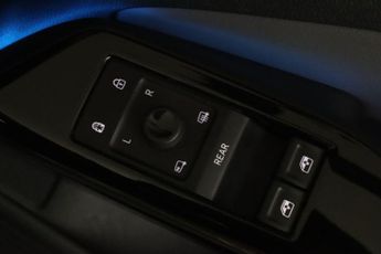 Volkswagen ID.4 Pro 77kWh Life Auto 5dr