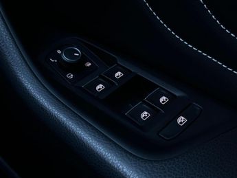 Volkswagen Passat 1.5 TSI EVO R-Line DSG Euro 6 (s/s) 5dr