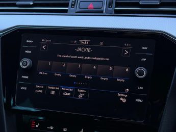 Volkswagen Passat 1.5 TSI EVO R-Line DSG Euro 6 (s/s) 5dr