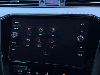 Volkswagen Passat 1.5 TSI EVO R-Line DSG Euro 6 (s/s) 5dr