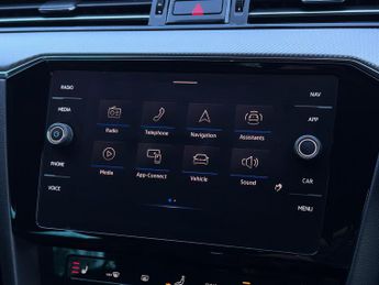 Volkswagen Passat 1.5 TSI EVO R-Line DSG Euro 6 (s/s) 5dr