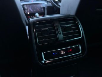 Volkswagen Passat 1.5 TSI EVO R-Line DSG Euro 6 (s/s) 5dr