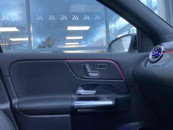 Mercedes-Benz GLA 1.3 GLA250e 15.6kWh Exclusive Edition (Premium Plus) 8G-DCT Euro