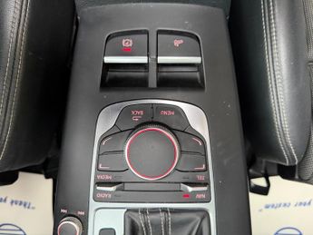 Audi A3 Cabriolet 1.4 TFSI CoD S line S Tronic Euro 6 (s/s) 2dr (Nav)