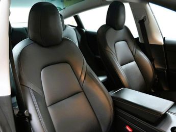 TESLA Model 3 Standard Range Plus Saloon 4dr Electric Auto RWD (241 bhp) +FREE