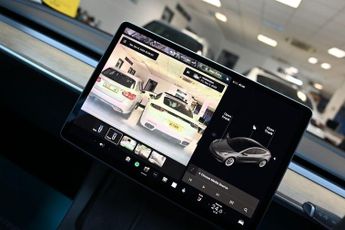 TESLA Model 3 Standard Range Plus Saloon 4dr Electric Auto RWD (241 bhp) +FREE
