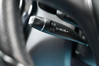 MERCEDES-BENZ C-CLASS 2.0 C200 Sport (Premium) Saloon 4dr Petrol G-Tronic+ Euro 6 (s/s