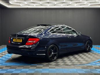 Mercedes-Benz C Class 2.1 C220 CDI BlueEfficiency AMG Sport G-Tronic+ Euro 5 (s/s) 2dr