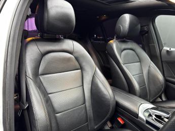 Mercedes-Benz C Class 2.1 C220d AMG Line (Premium) 7G-Tronic+ Euro 6 (s/s) 4dr