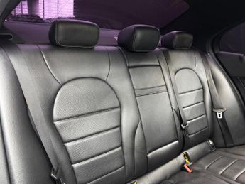 Mercedes-Benz C Class 2.1 C220d AMG Line (Premium) 7G-Tronic+ Euro 6 (s/s) 4dr