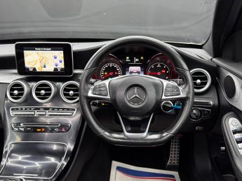 Mercedes-Benz C Class 2.1 C220d AMG Line (Premium) 7G-Tronic+ Euro 6 (s/s) 4dr