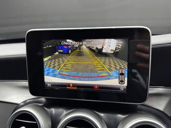 Mercedes-Benz C Class 2.1 C220d AMG Line (Premium) 7G-Tronic+ Euro 6 (s/s) 4dr