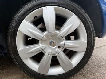 Renault Clio 1.6 VVT GT Line TomTom Auto Euro 5 5dr