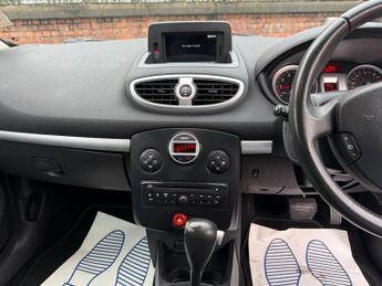 Renault Clio 1.6 VVT GT Line TomTom Auto Euro 5 5dr