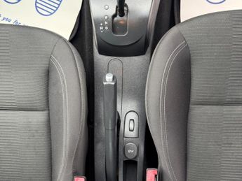 Renault Clio 1.6 VVT GT Line TomTom Auto Euro 5 5dr