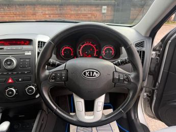 Kia Ceed 1.6 2 Auto Euro 5 5dr