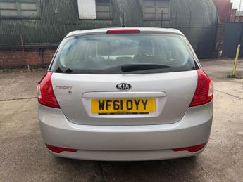 Kia Ceed 1.6 2 Auto Euro 5 5dr