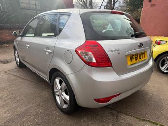 Kia Ceed 1.6 2 Auto Euro 5 5dr