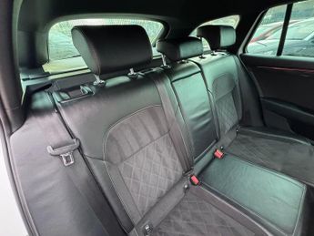 Skoda Superb 2.0 TDI SportLine DSG Euro 6 (s/s) 5dr