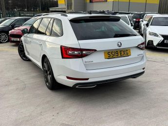 Skoda Superb 2.0 TDI SportLine DSG Euro 6 (s/s) 5dr