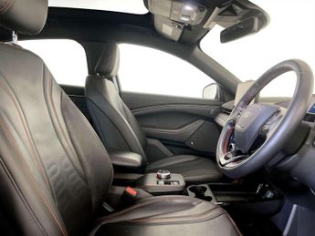 Ford Mustang Mach-E Extended Range 91kWh SUV 5dr Electric Automatic AWD (351 ps)