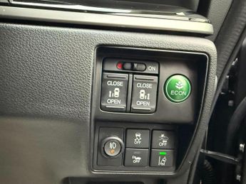 Honda Odyssey 2.0 Hybrid 8 Seats Auto 5 Door