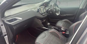 Peugeot 2008 1.2 PureTech Feline EAT Euro 6 (s/s) 5dr (Calima)
