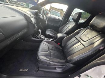 Isuzu D-Max 2.5 TD Blade 4x4 4dr