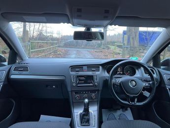 Volkswagen Golf 1.6 TDI BlueMotion Tech SE DSG Euro 5 (s/s) 5dr