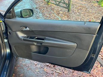 Volvo C30 2.0D R-Design Sport Powershift 2dr