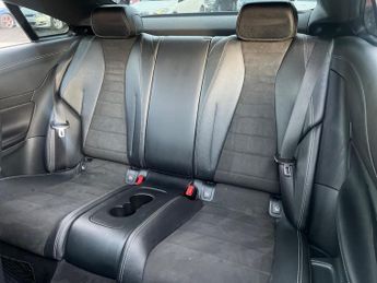 Mercedes-Benz E Class 2.0 E220d AMG Line (Premium) G-Tronic+ Euro 6 (s/s) 2dr