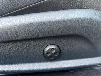 Mercedes-Benz E Class 2.0 E220d AMG Line (Premium) G-Tronic+ Euro 6 (s/s) 2dr