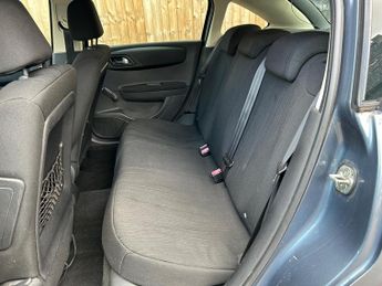 Citroen C4 1.6i 16V SX Hatchback 5dr Petrol Automatic (180 g/km, 110 bhp)