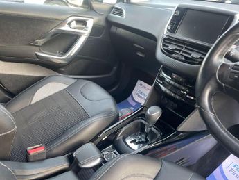 Peugeot 2008 1.2 PureTech Allure SUV 5dr Petrol EAT Euro 6 (s/s) (110 ps)